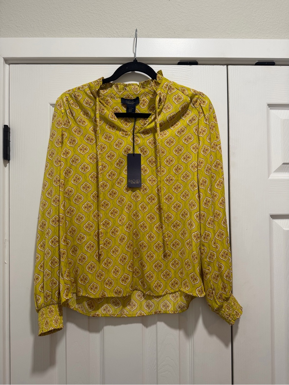NWT RACHEL Rachel Roy Yellow Patterned Long-Sleeve Blouse XS